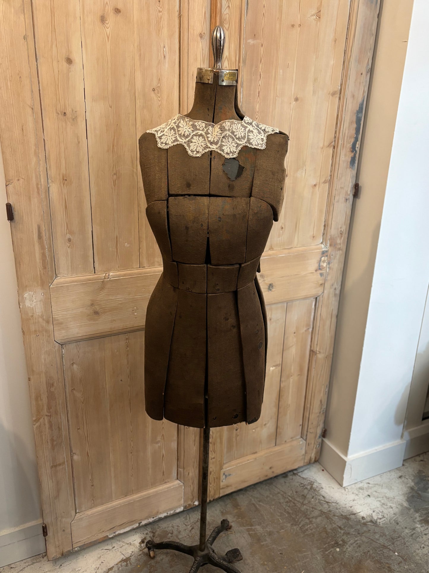 Antique Lace Collar