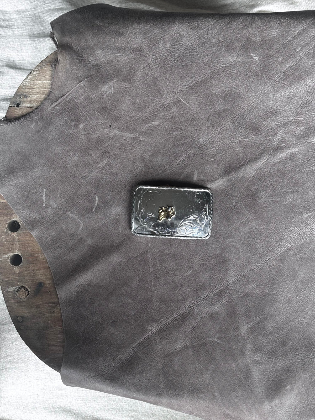 Metal Buckle with Brass Wolf Heads