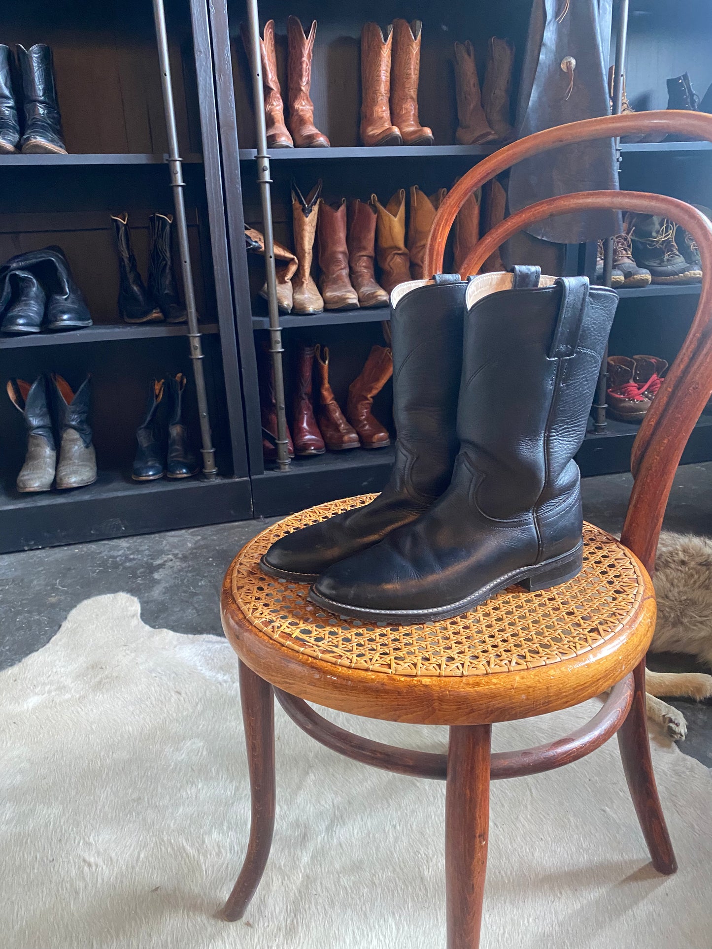 BLACK DAN POST COWBOY BOOTS