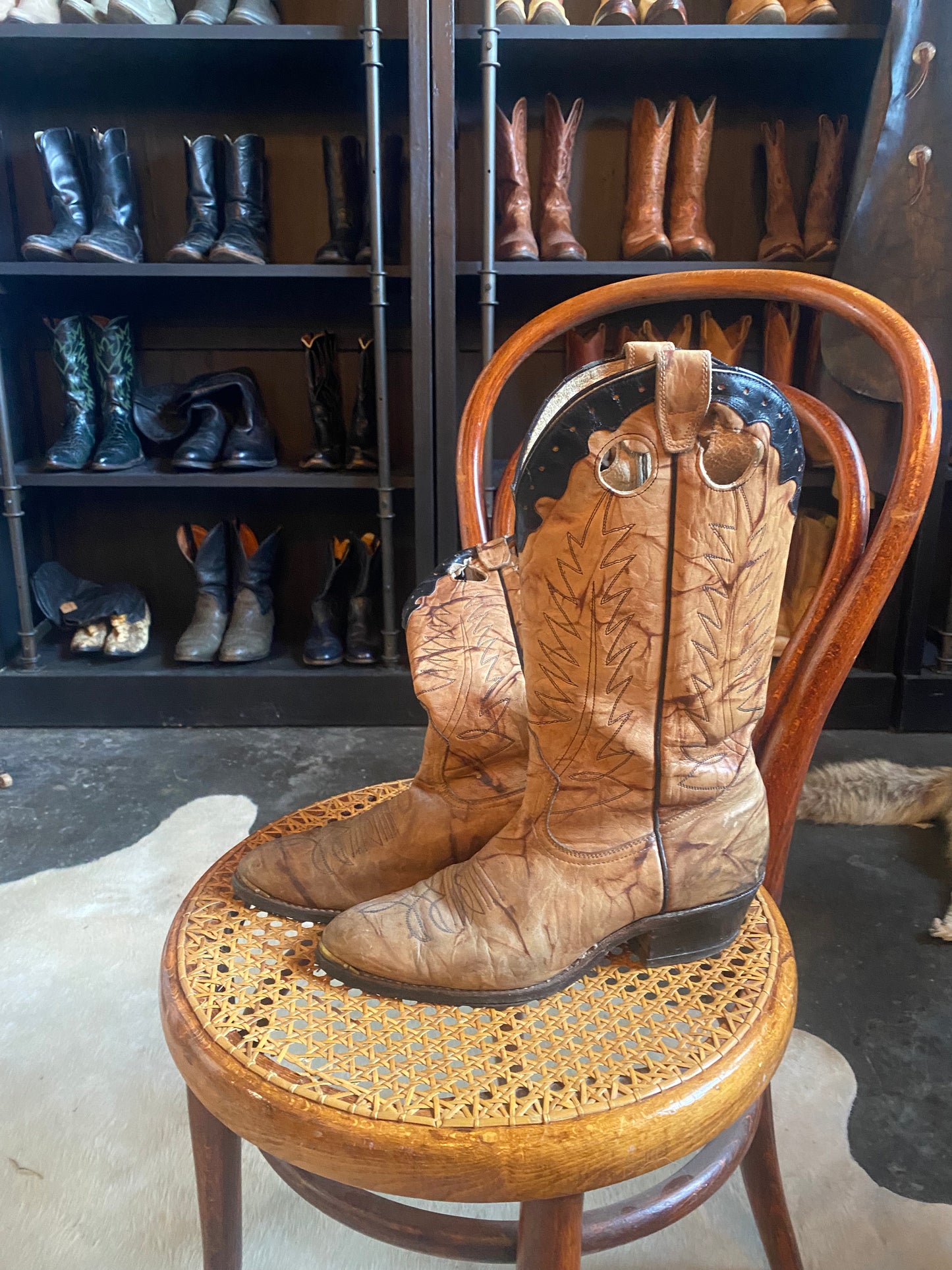 TAN BILTRITE COWBOY BOOTS