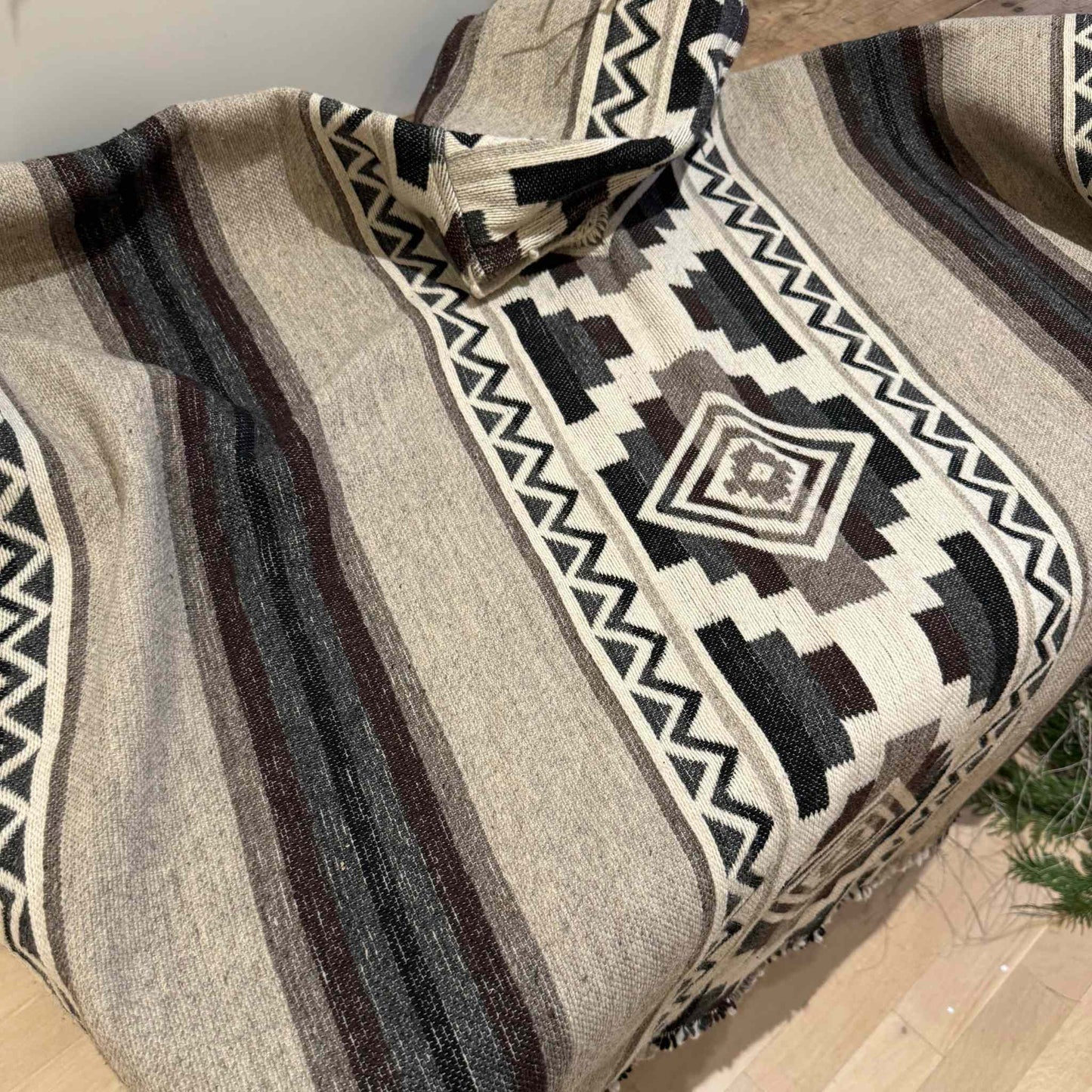 NAVAJO PRINTED PONCHO