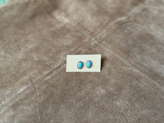 Turquoise Studs Rimmed
