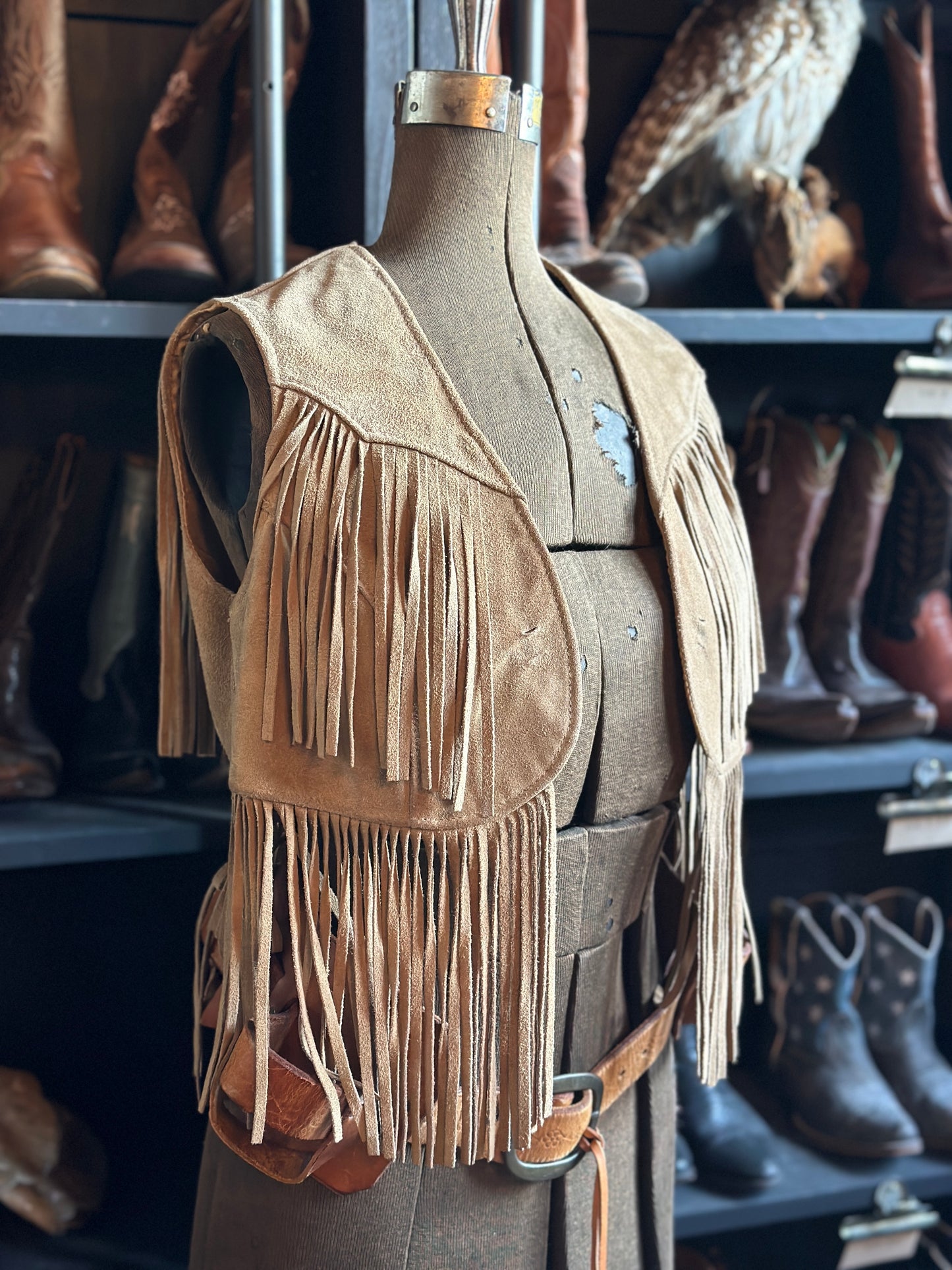 SCHOTT FRINGED VEST, COGNAC