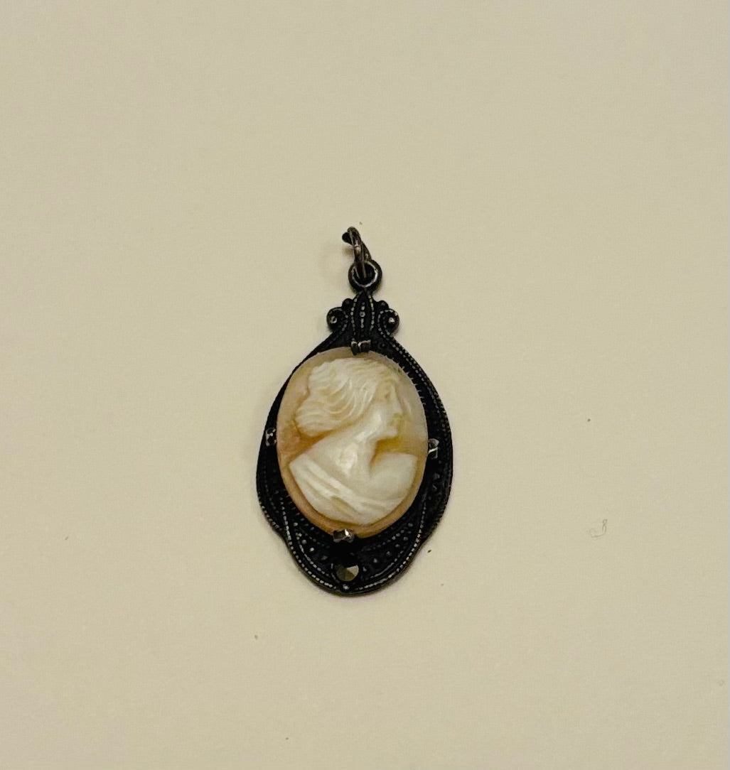 Cameo Pendant