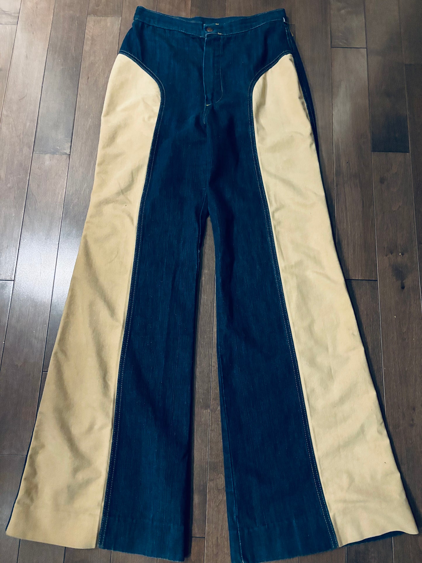 70s Bell Bottom Panel Jeans